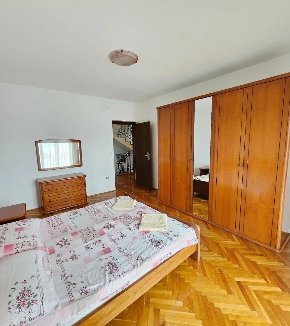 Family House Villa Abbázia Nyaraló